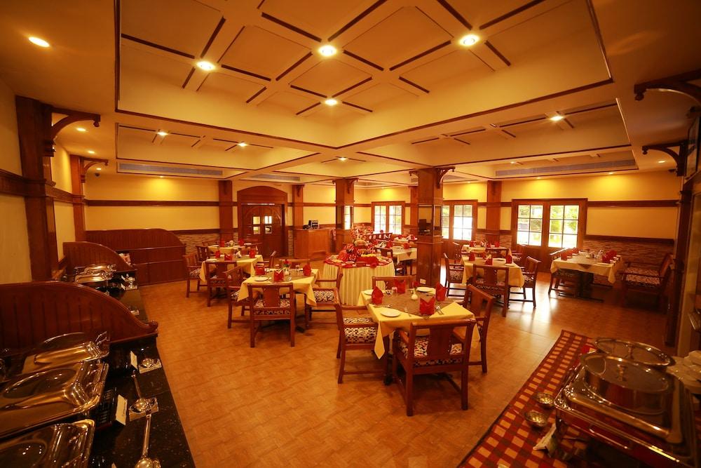 Quality Airport Hotels Nedumbassery Extérieur photo