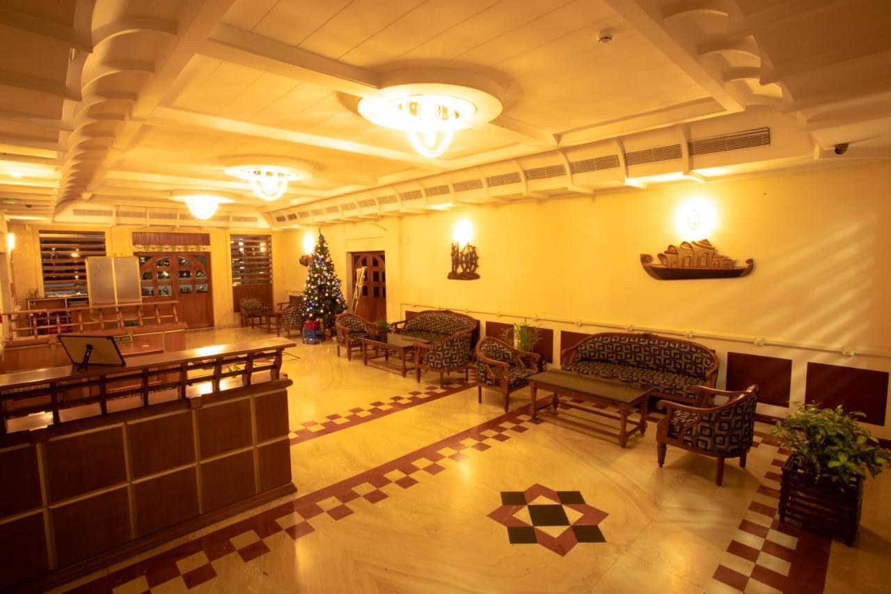 Quality Airport Hotels Nedumbassery Extérieur photo
