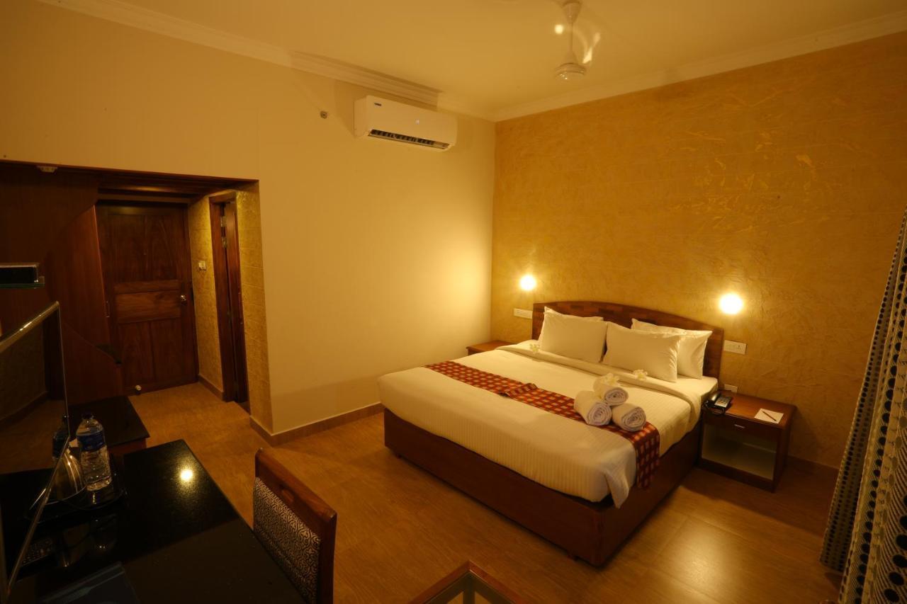Quality Airport Hotels Nedumbassery Extérieur photo