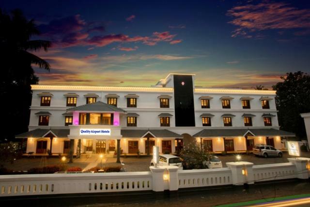 Quality Airport Hotels Nedumbassery Extérieur photo